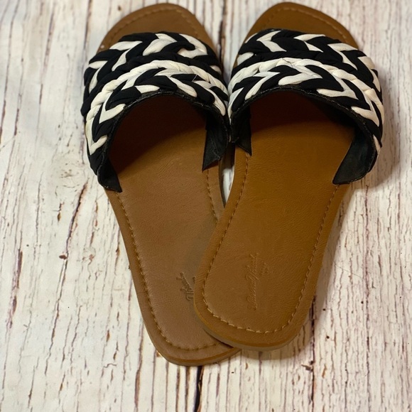 Vintage threads slides black and white - Picture 2 of 3